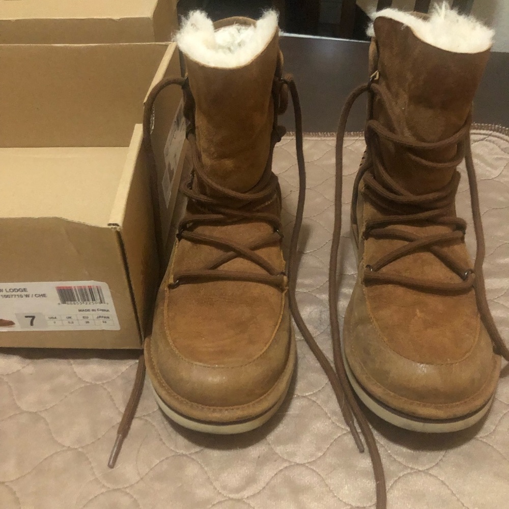 UGG W Lodge Boots